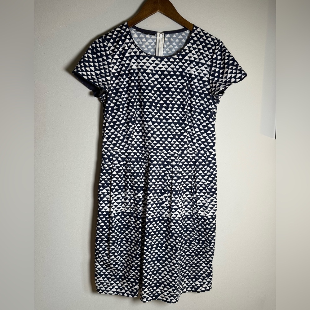 Lafayette 148 New York Women’s Dress Size 8 Navy White Geometric Print  Pockets
